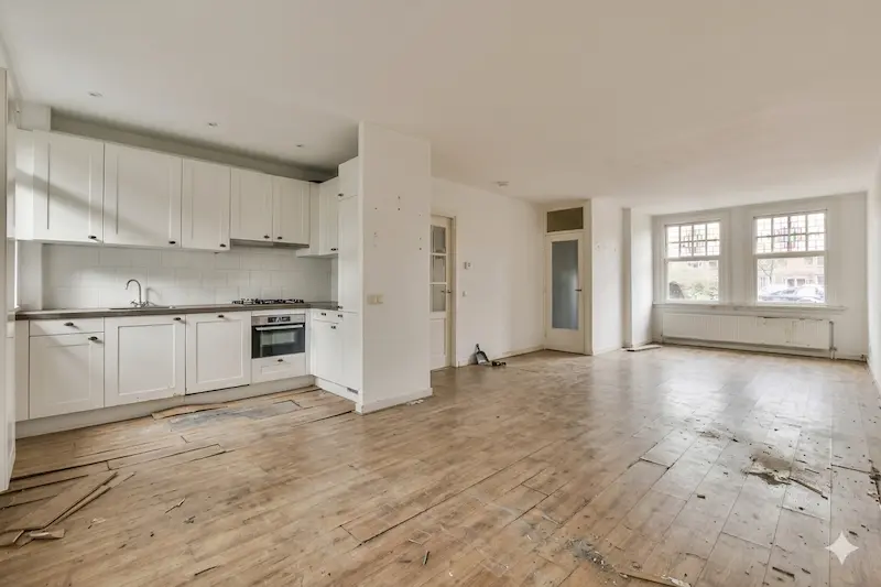 worn-out kitchen floor before renovation by Oakville Kitchen Experts worn-out kitchen floor before renovation by Oakville Kitchen Experts